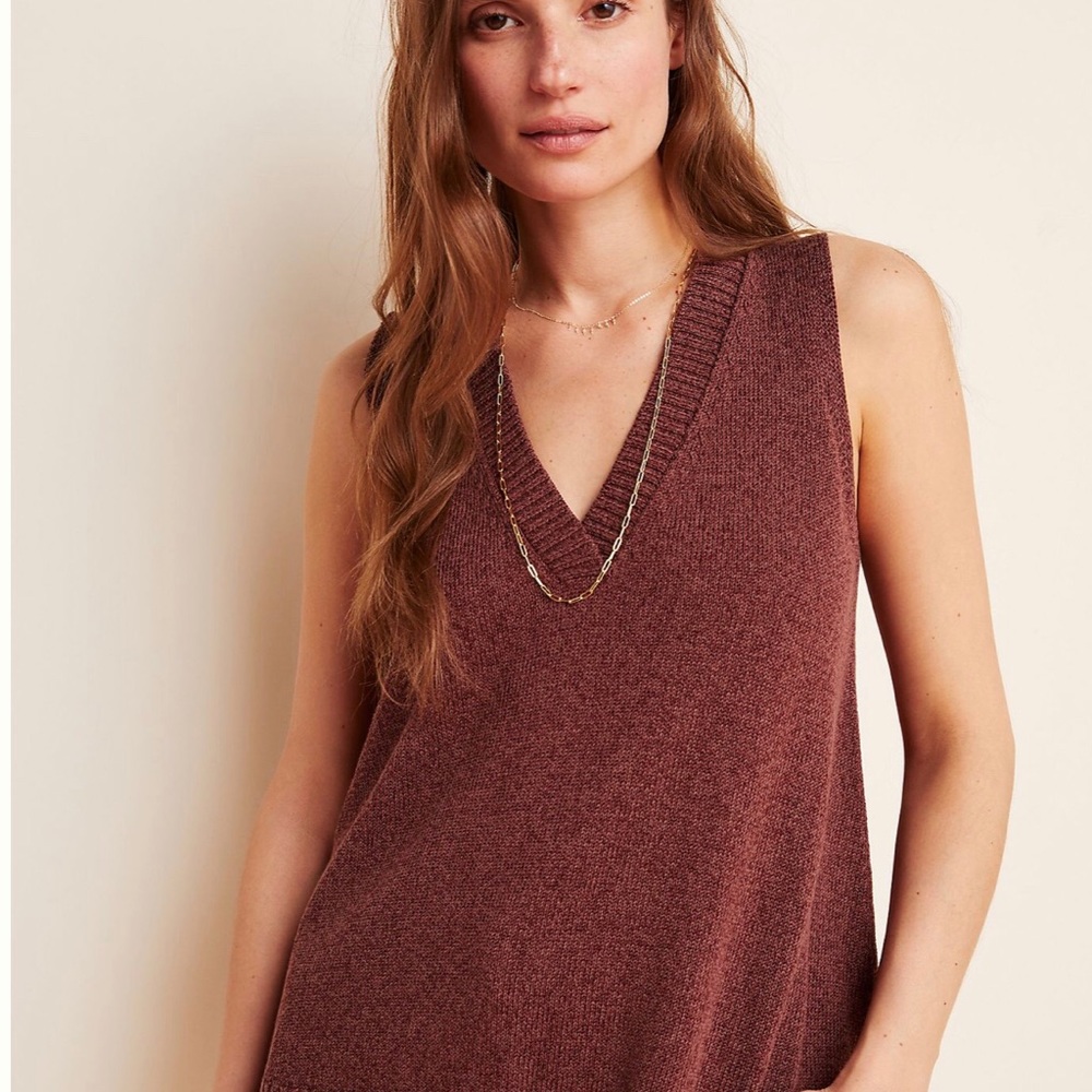 Anthropologie- V-Neck Sweater Tank
